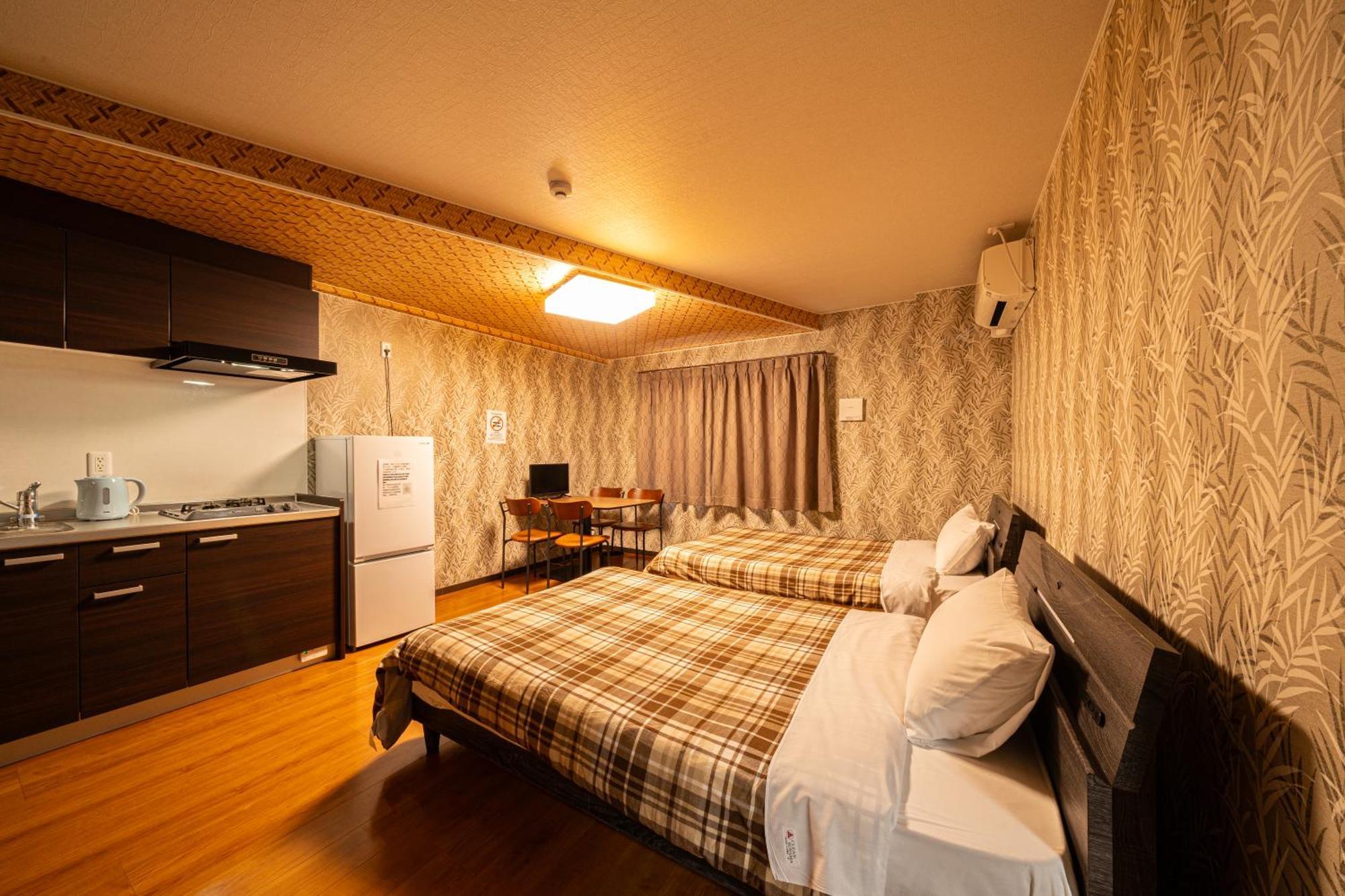 Deluxe Family Suite